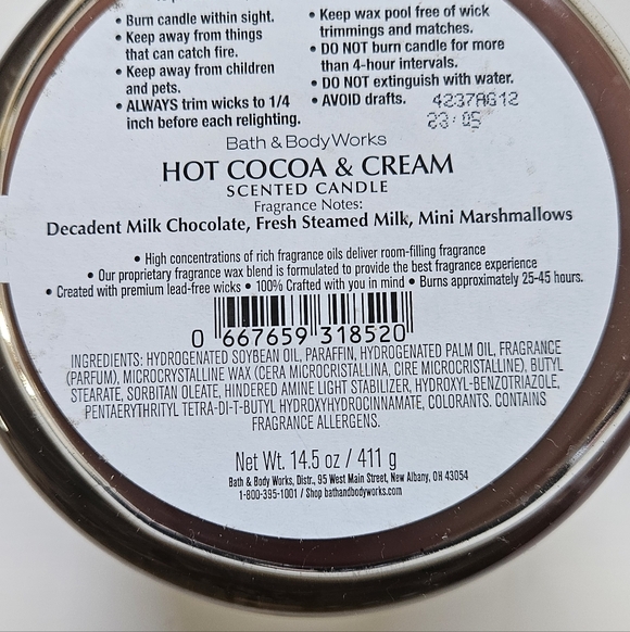 NWT Bath & Body Works Hot Cocoa & Cream Candle with Gold Lid - Picture 7 of 12